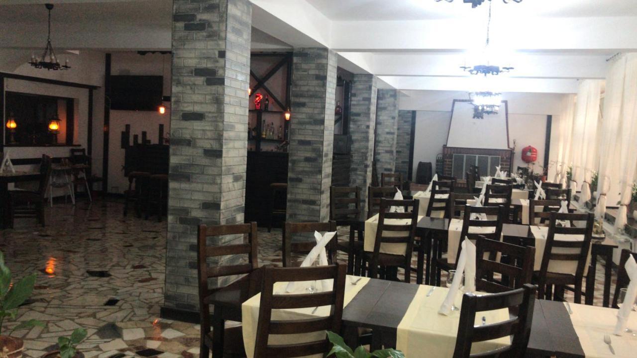 Hanul Izvorul Rece سِنايا المظهر الخارجي الصورة